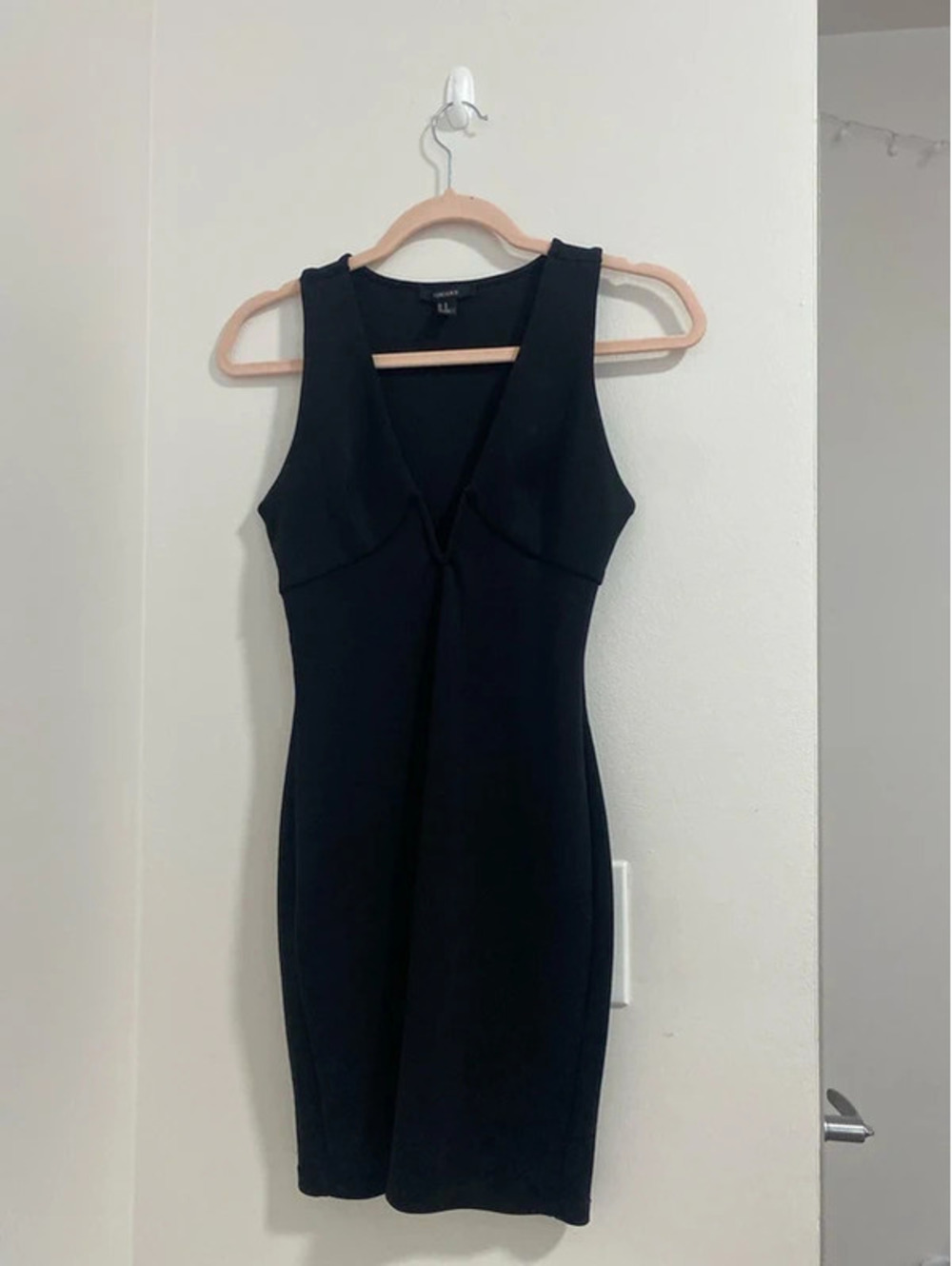 Forever 21 black dress - size medium